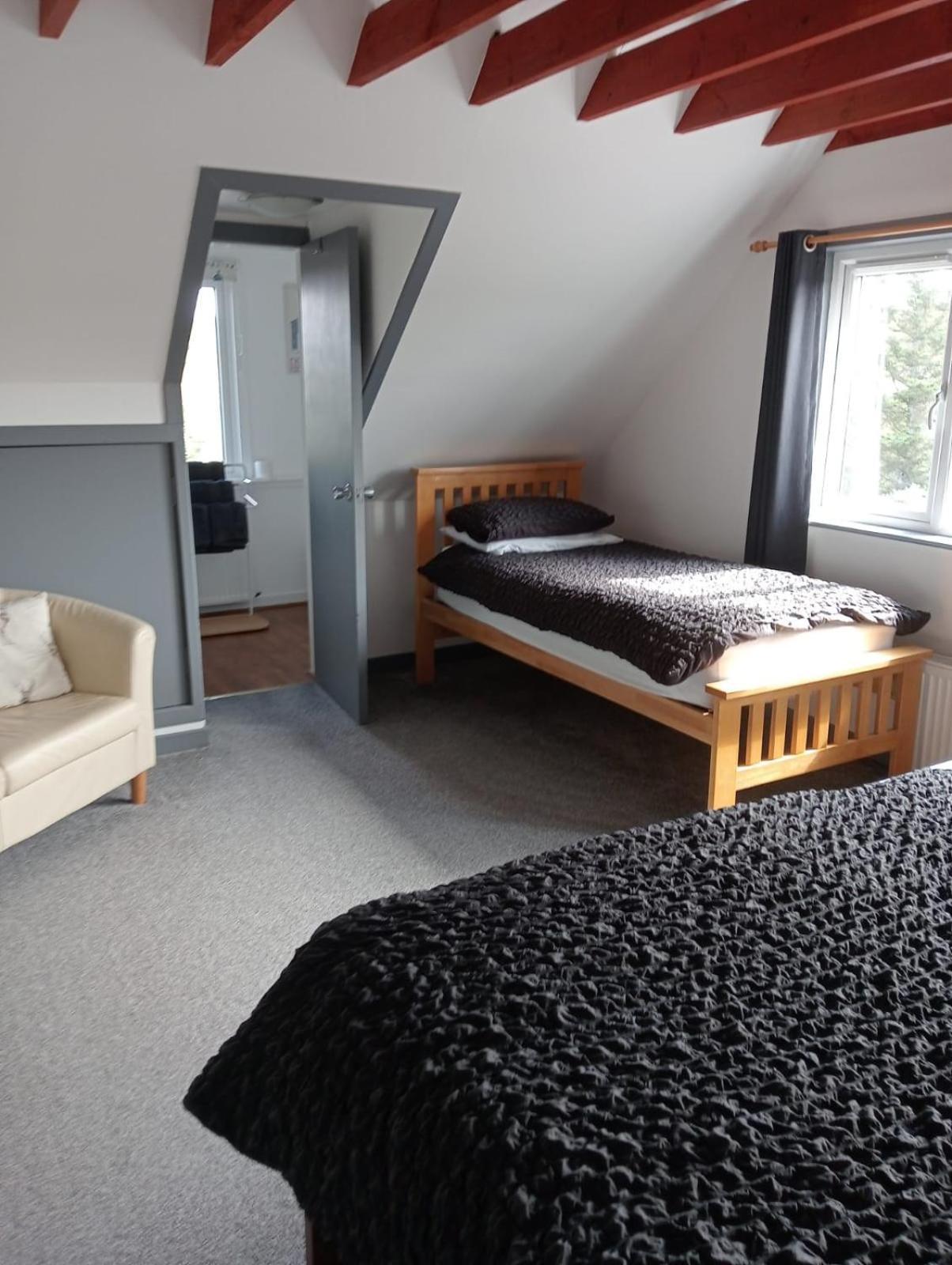 Self Catering Spacious Open Plan 3 Bed Apartment With Sea Views South Erradale Buitenkant foto
