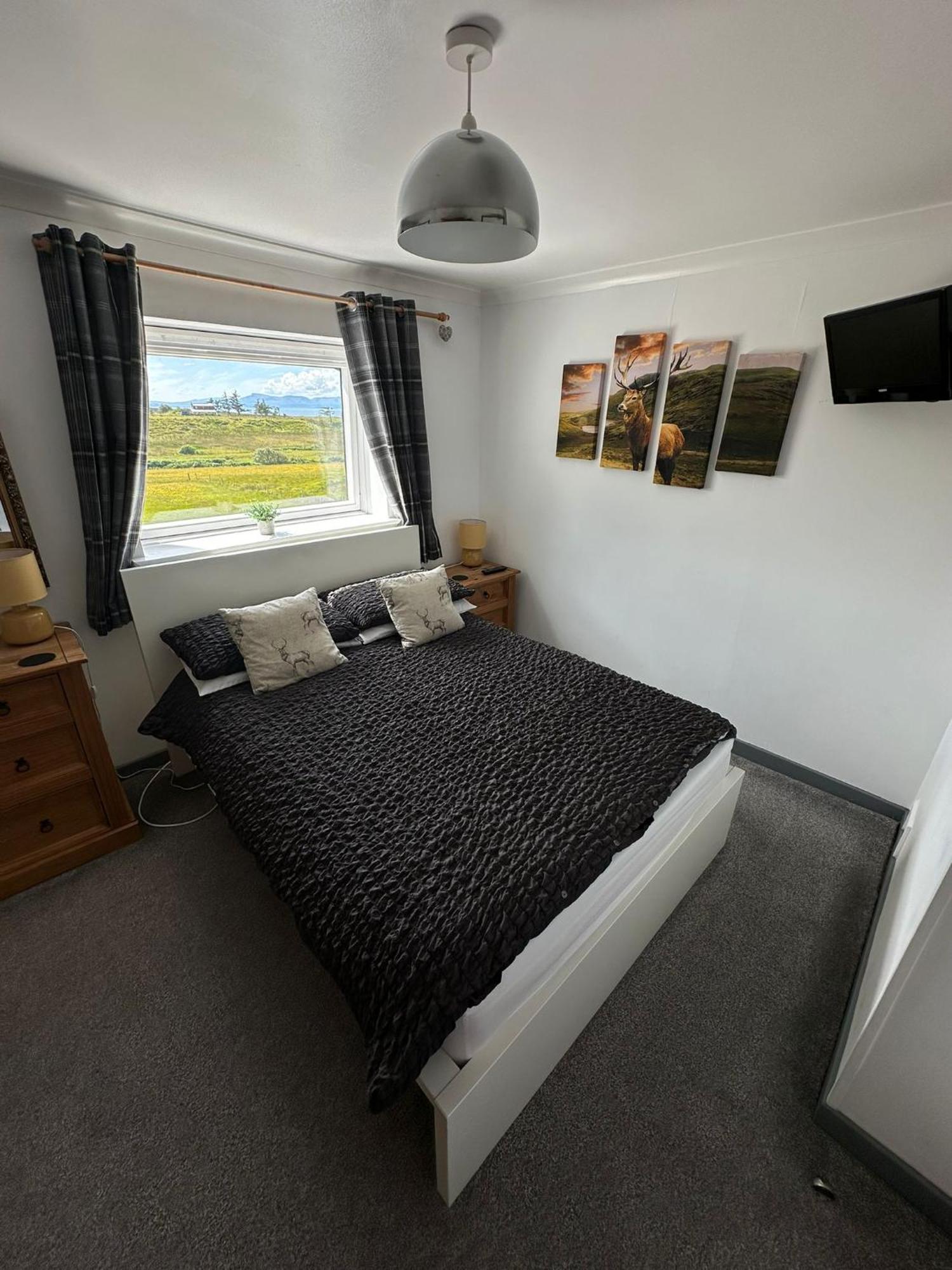 Self Catering Spacious Open Plan 3 Bed Apartment With Sea Views South Erradale Buitenkant foto